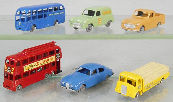 Lot 230: 6 MATCHBOX MOKOS