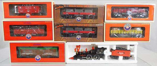 Lot 395: LIONEL TRAIN SET