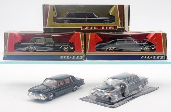 Lot 491: 5 RUSSIAN DIE CAST VEHICLES