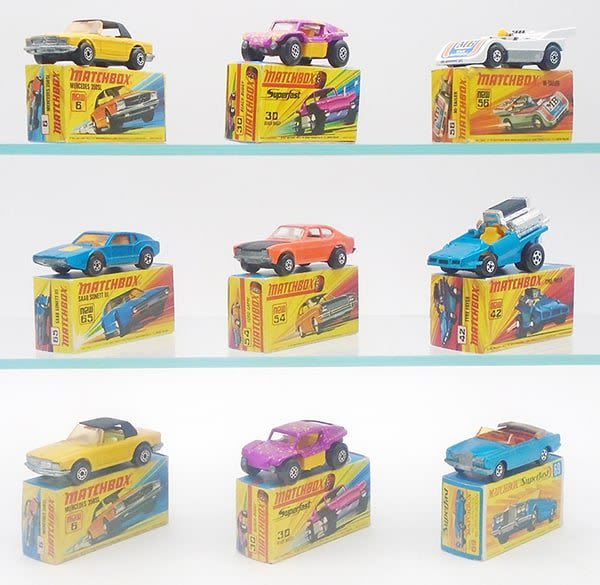 Lot 273: 9 MATCHBOX SF VEHICLES