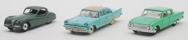 Lot 341: 3 DINKY VEHICLES