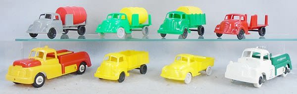 Lot 460: 8 MARX TRUCKS