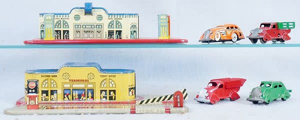 Lot 496: 2 MARX PLATFORM TOYS