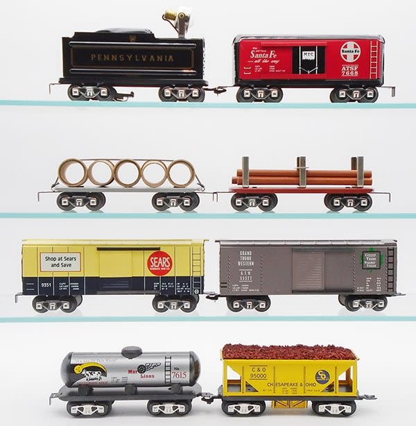 Lot 219: 8 NEW MARX FREIGHT CARS