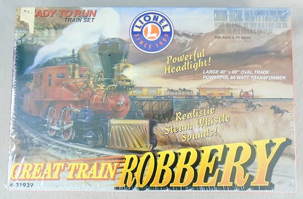 Lot 228: LIONEL 31939 GREAT TRAIN ROBBERY SET