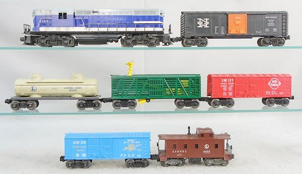 Lot 322: LIONEL TRAIN SET