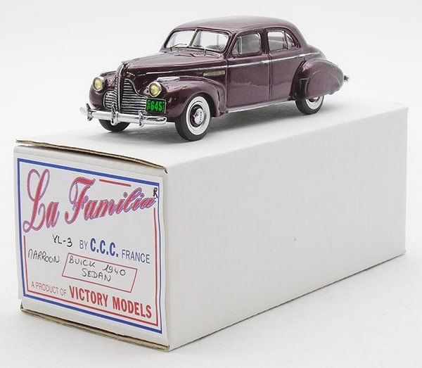 Lot 60: VICTORY MODELS VL3 LA FAMILIA MODEL
