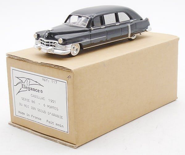 Lot 368: ELEGANCE 117 1951 CADILLAC
