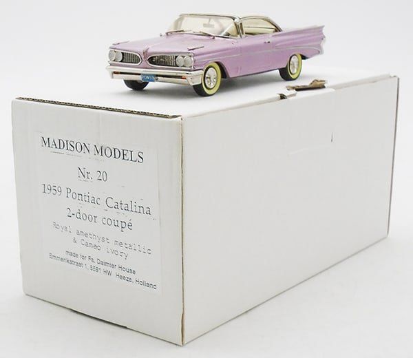 Lot 430: MADISON MODELS #20 1959 PONTIAC CATALINA