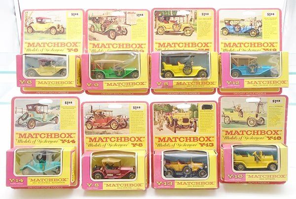 Lot 174: 8 MATCHBOX MOY BLISTER PACKS