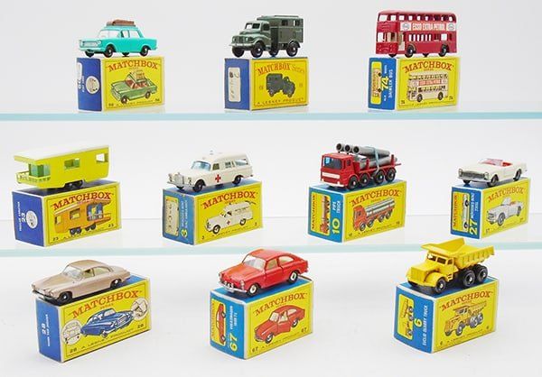 Lot 264: 10 MATCHBOX VEHICLES
