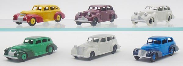 Lot 330: 6 DINKY COPY VEHICLES