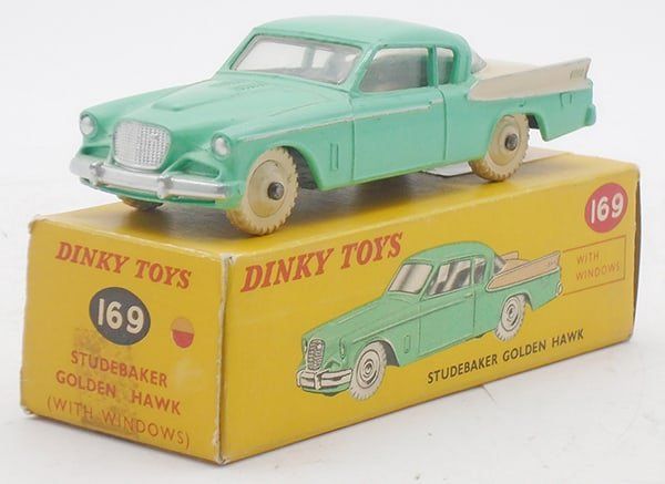 Lot 418: DINKY 169 STUDEBAKER GOLDEN HAWK