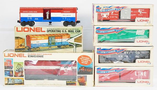 Lot 477: LIONEL TRAIN SET