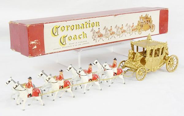 Lot 152: LESNEY CORONATION COACH
