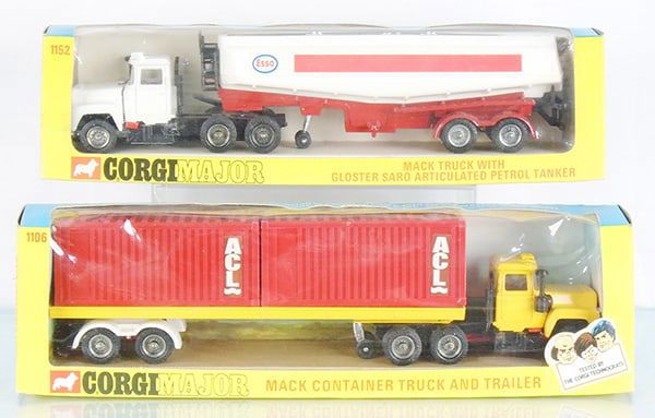 Lot 255: 2 CORGI MAJOR VEHICLES