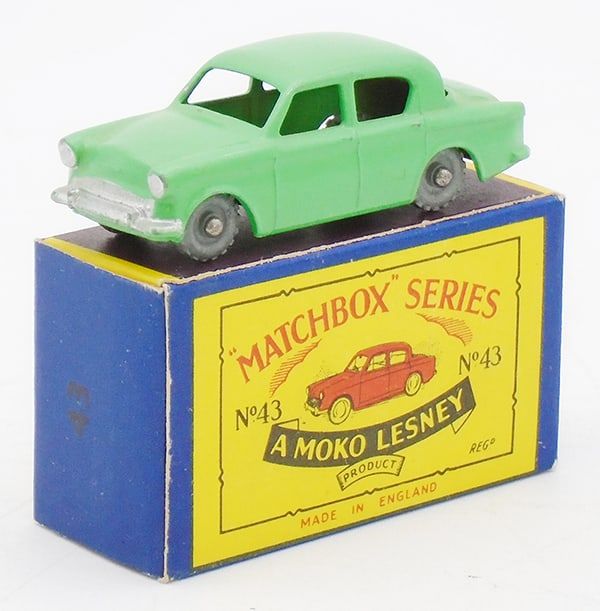 Lot 335: MATCHBOX MOKO 43A1 HILLMAN MINX
