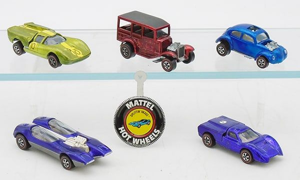Lot 487: 5 HOT WHEELS REDLINES