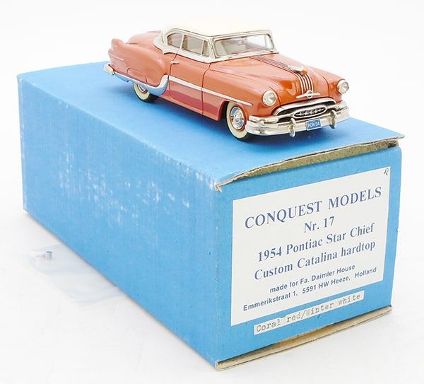 Lot 164: CONQUEST MODELS #17 1954 PONTIAC STAR CHIEF HARD TOP