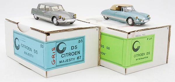 Lot 261: 2 CCC CITROENS