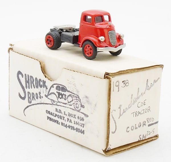 Lot 308: SHROCK BROS 1938 STUDEBAKER COE TRACTOR