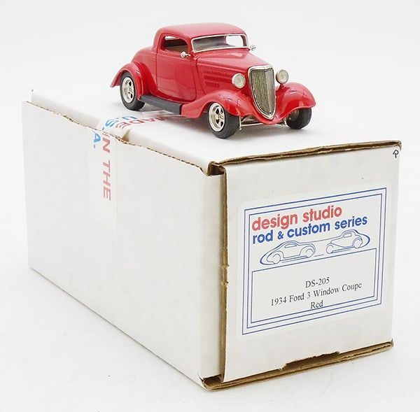 Lot 334: DESIGN STUDIO DS-205 1934 FORD COUPE