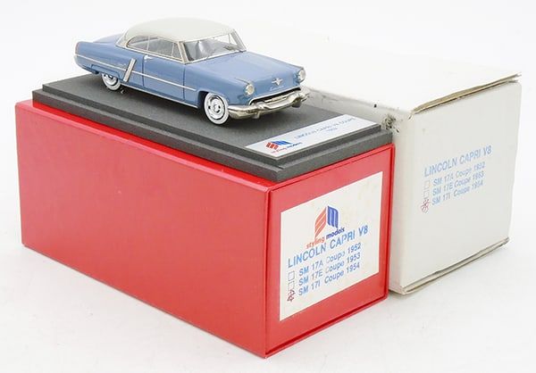 Lot 367: BBR STYLING MODELS SM171 1952 LINCOLN CAPRI COUPE
