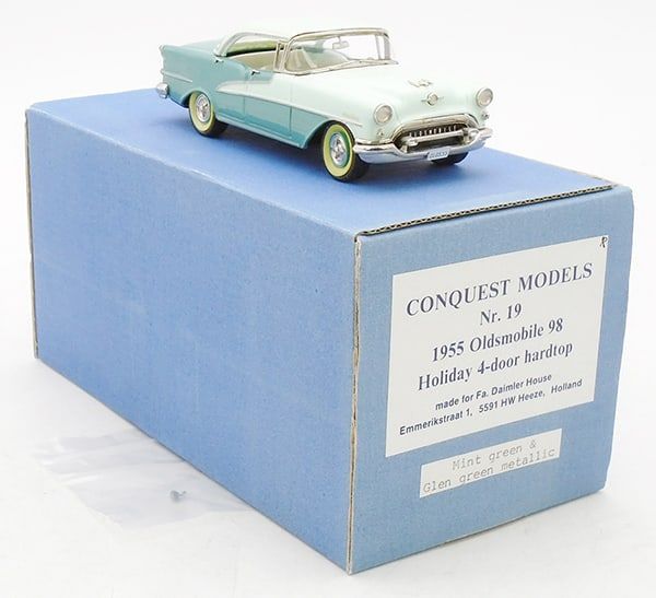 Lot 381: CONQUEST MODELS #19 1955 OLDSMOBILE 98 HOLIDAY
