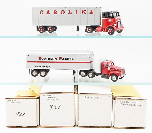 Lot 388: 2 DEHANES MODELS TRACTOR TRAILERS