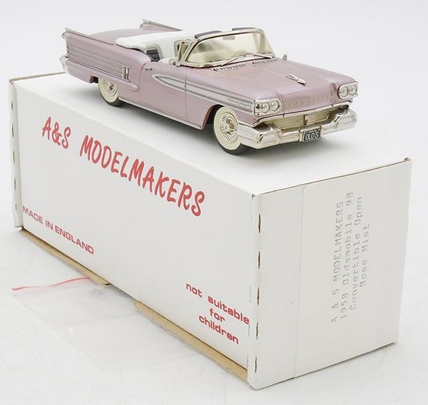 Lot 394: A&S MODEL MAKERS 1958 OLDSMOBILE 98 CONV.