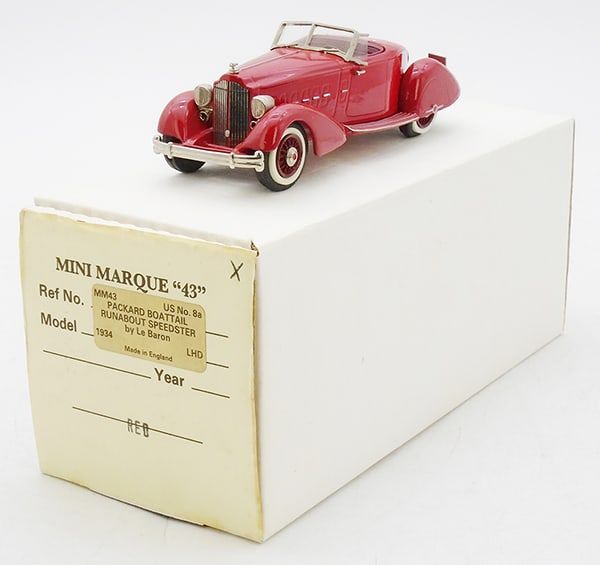Lot 487: MINI MARQUE US8A 1934 PACKARD LEBARON