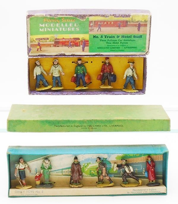 Lot 301: 2 DINKY/HORNBY FIGURE SETS