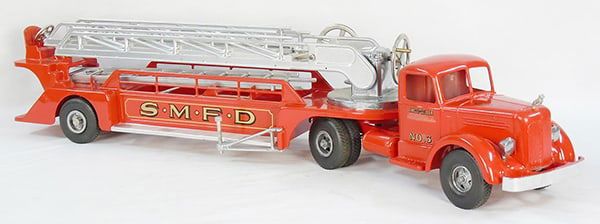Lot 384: SMITH MILLER MACK AERIAL LADDER TRUCK