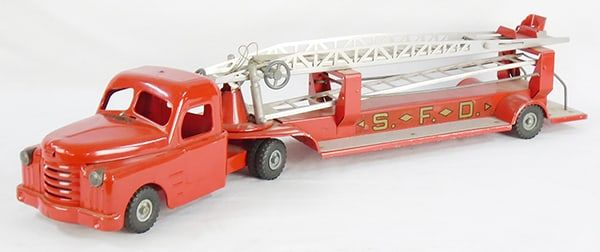 Lot 399: STRUCTO 260 FIRE TRUCK