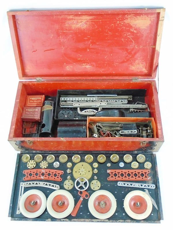 Lot 496: ERECTOR SET 7 1/2