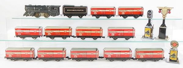 Lot 177: MARX TRAIN SET
