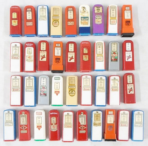 Lot 245: AUTOMOTIVE SALT & PEPPER SHAKERS