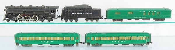 Lot 287: AMERICAN FLYER HUDSON TRAIN SET