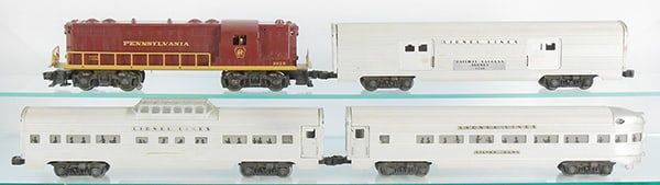 Lot 401: LIONEL TRAIN SET