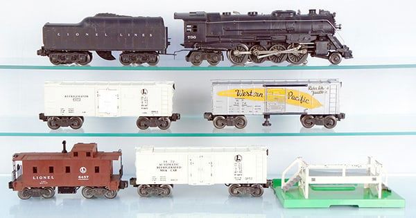 Lot 405: LIONEL TRAIN SET