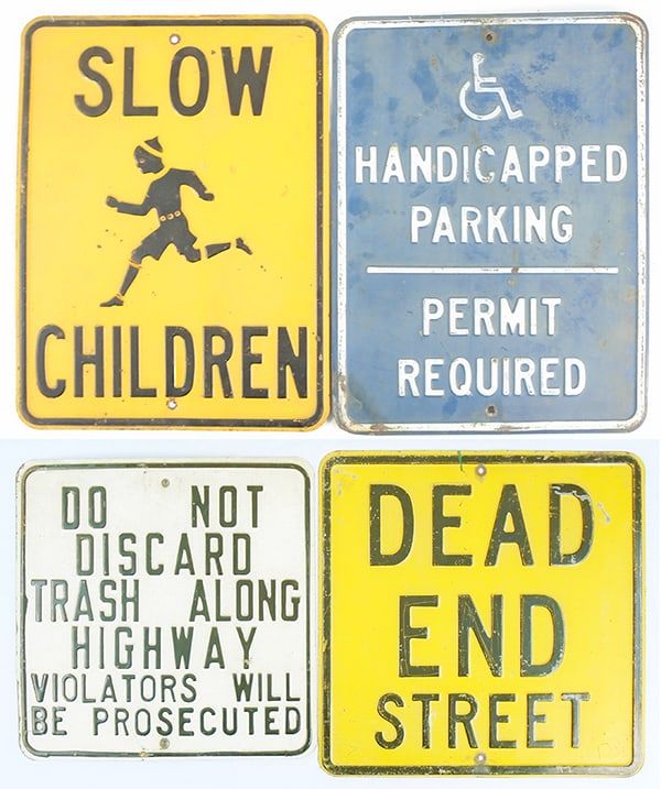 Lot 444: 4 STREET SIGNS