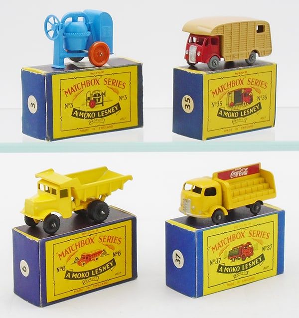Lot 197: 4 MATCHBOX MOKOS