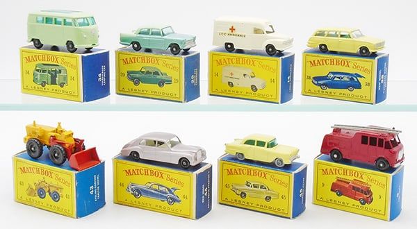 Lot 285: 8 MATCHBOX VEHICLES