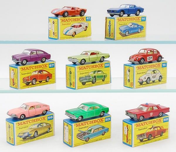 Lot 327: 8 MATCHBOX SUPERFASTS