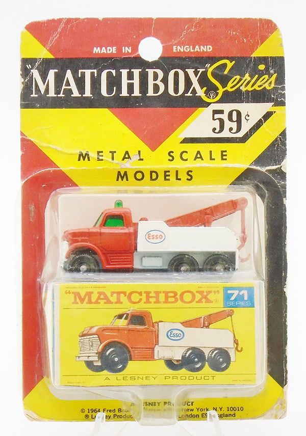 Lot 329: MATCHBOX 71C3 WRECKER BLISTER PACK