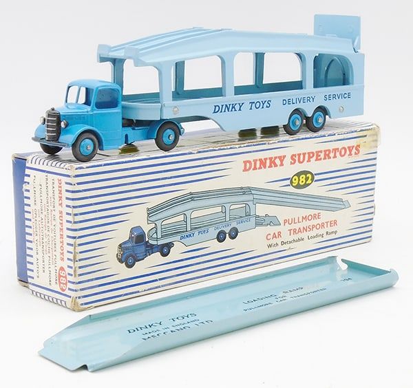 Lot 414: DINKY 982 PULLMORE CAR TRANSPORTER
