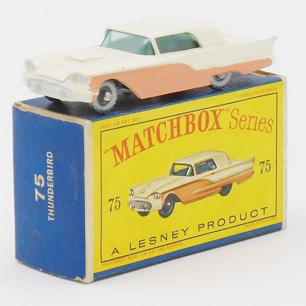 Lot 458: MATCHBOX 75A3 THUNDERBIRD