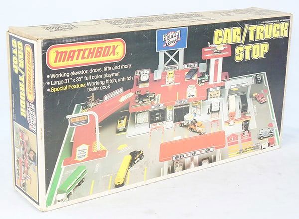 Lot 497: MATCHBOX 55-01-08 HIGHWAY EXPRESS SET