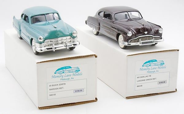 Lot 174: 2 MEMORY LANE  MODELS