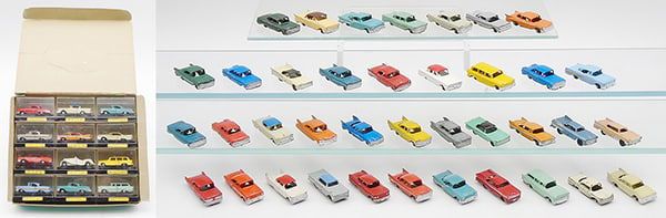 Lot 323: AHI MODEL CARS